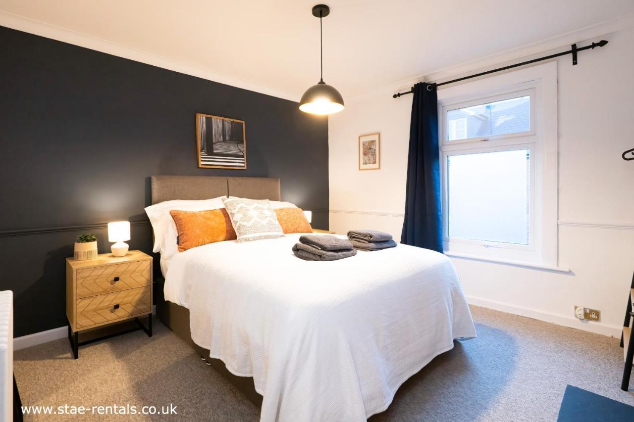 3 Bedroom Home Close To Town Centre With Wifi & Garden Royal Tunbridge Wells Exteriör bild