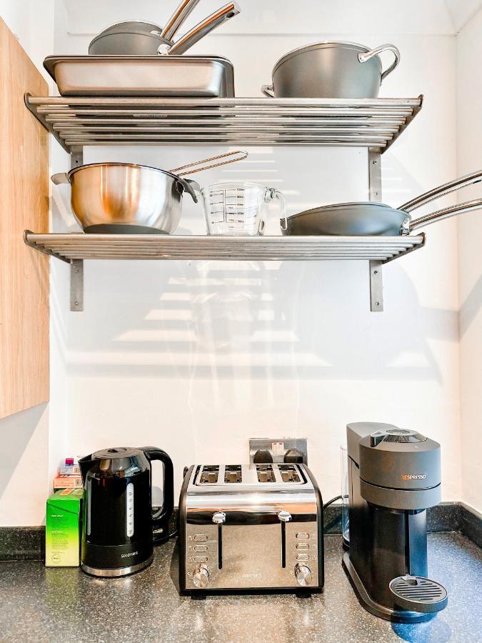 3 Bedroom Home Close To Town Centre With Wifi & Garden Royal Tunbridge Wells Exteriör bild
